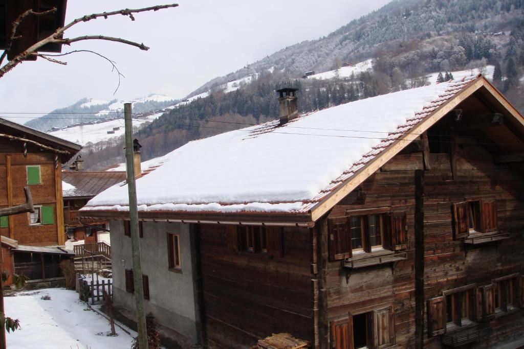 Bnb Hasatrog Jenaz Εξωτερικό φωτογραφία